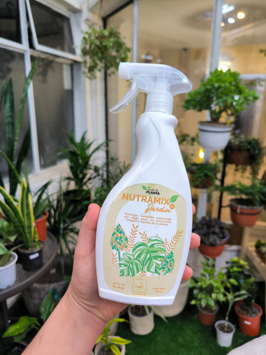Nutramix Jardín – Bioestimulante / Fertilizante Nutricional