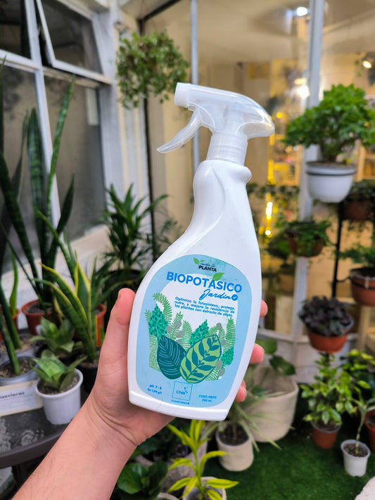 Biopotásico – Limpiador Foliar y Repelente Natural